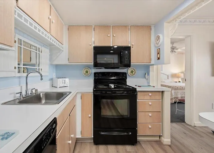 Ferienhaus Lovely 2 Bedroom 9400 With Side Ocean View & Outdoor Pool! *