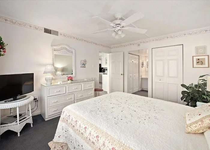 Ferienhaus Lovely 2 Bedroom 9400 With Side Ocean View & Outdoor Pool! *