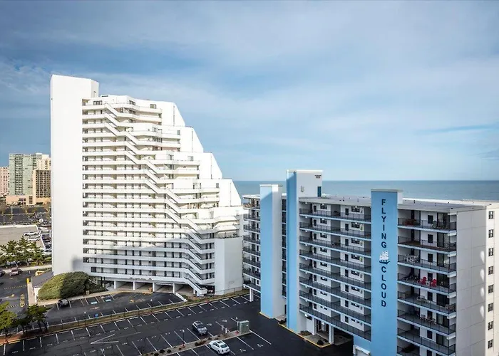 Lovely 2 Bedroom 9400 With Side Ocean View & Outdoor Pool! Ferienhaus