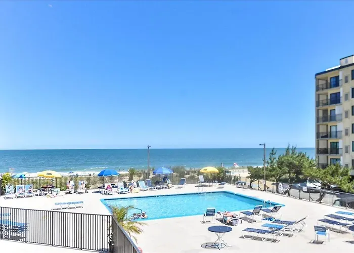 Lovely 2 Bedroom 9400 With Side Ocean View & Outdoor Pool! Ferienhaus